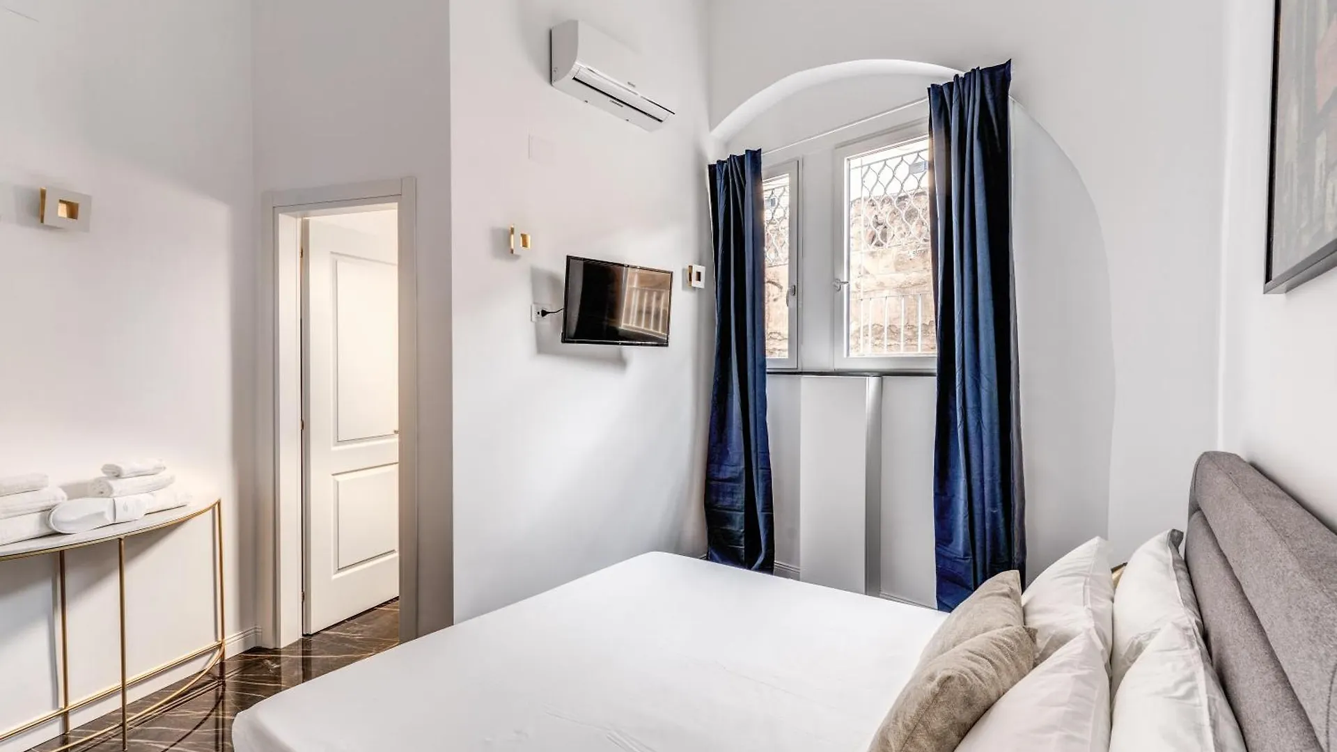 Hotel Palazzetto Santa Lucia Nápoles 0*,