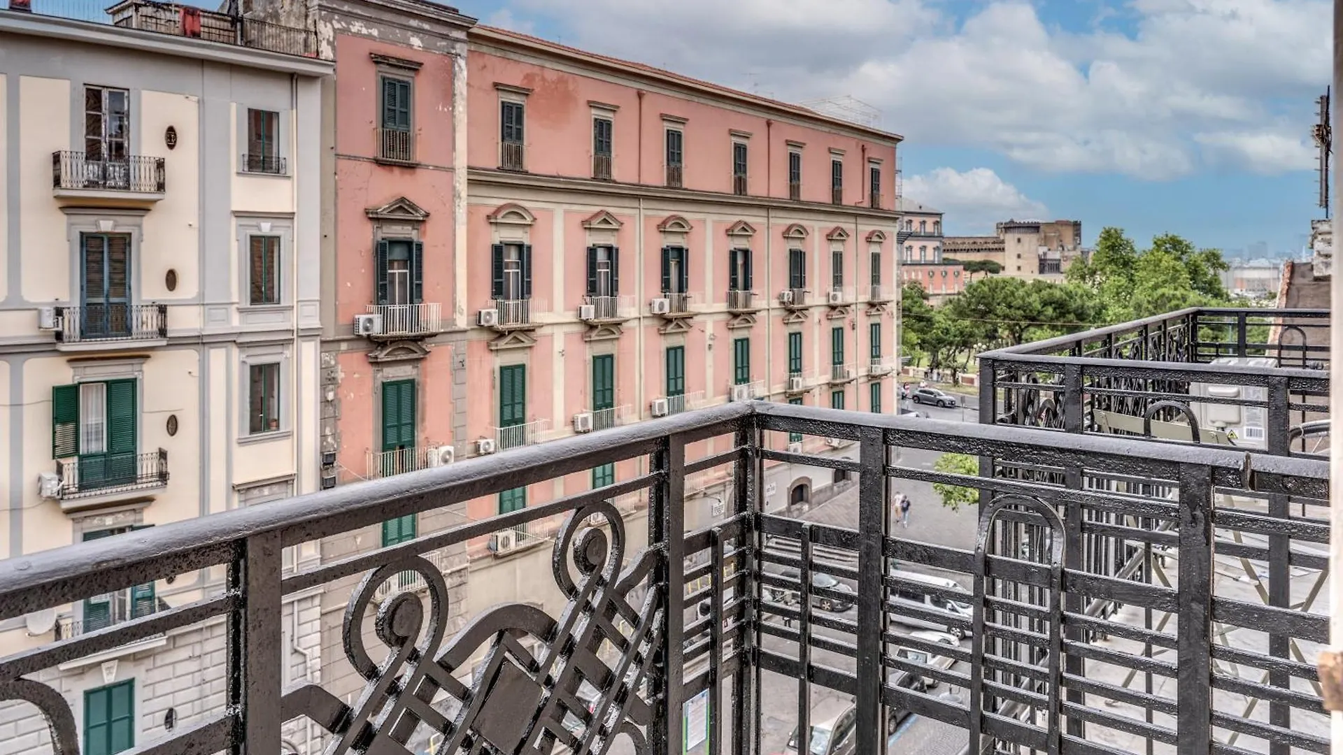 Pensión Hotel Palazzetto Santa Lucia Nápoles Italia